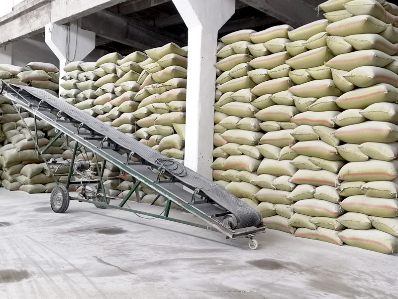 玻化微珠裝貨區